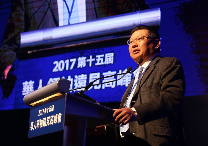從月球看地球 下一個臉書創辦人是華人