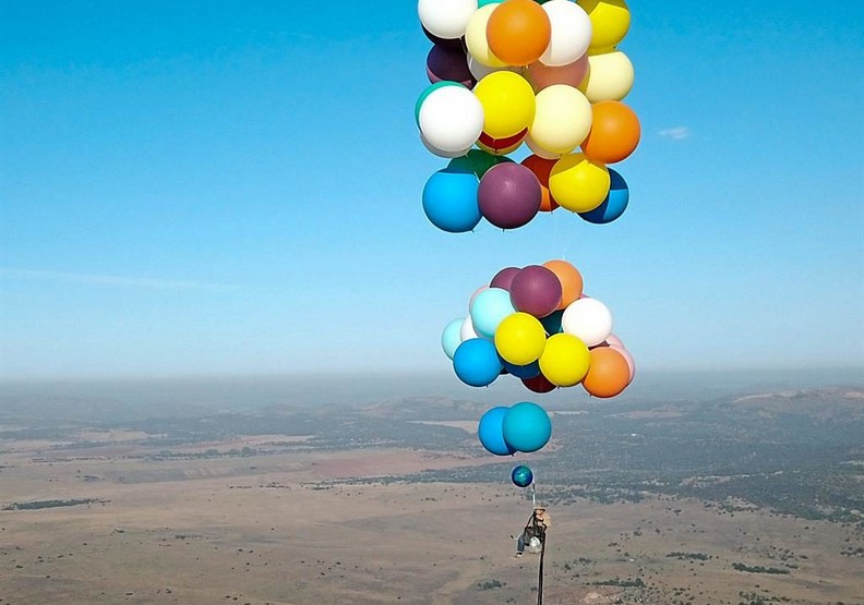 真實版《天外奇蹟》!他成功用氣球翱翔天際_img_5
