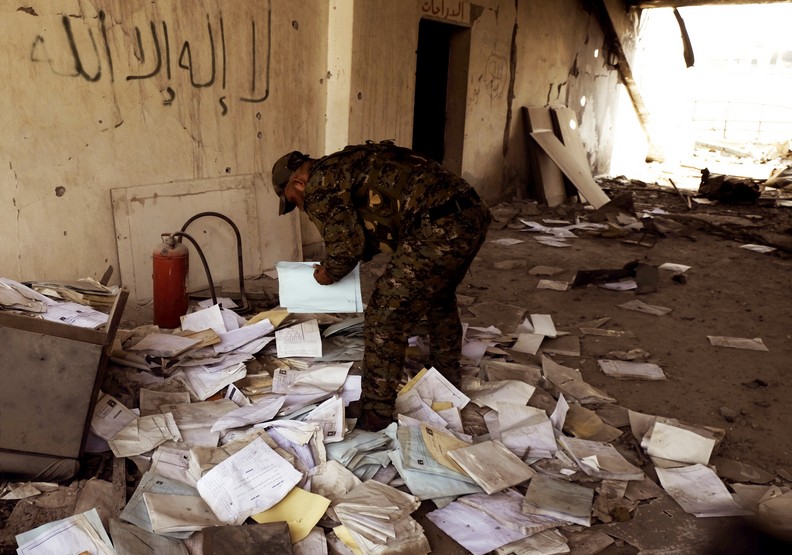 終於露出笑容!ISIS投降後的純真感動_img_10