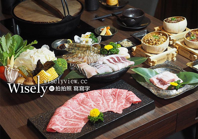 椰子雞鍋物：清爽甘甜湯頭，食材美味可口