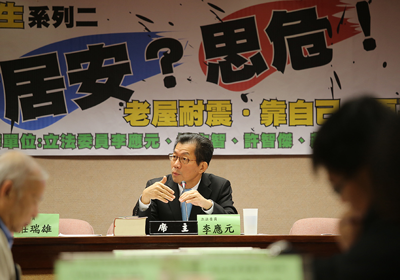 是政府太聰明，還是老百姓太笨？
