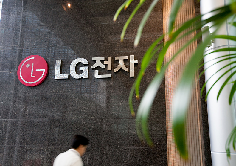 圖／韓國LG電子公司不堪連年虧損，今天宣布退出手機市場，將在7月底結束所有行動通訊相關業務。賴永祥攝。