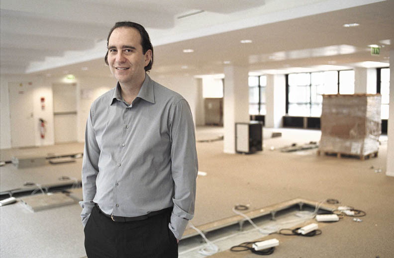 這所法國大學不給文憑,錄取率卻比哈佛還低_img_1