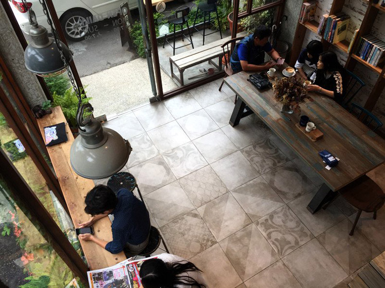 老屋變身時髦咖啡廳！三間充滿綠意氣息的老宅咖啡空間_img_4