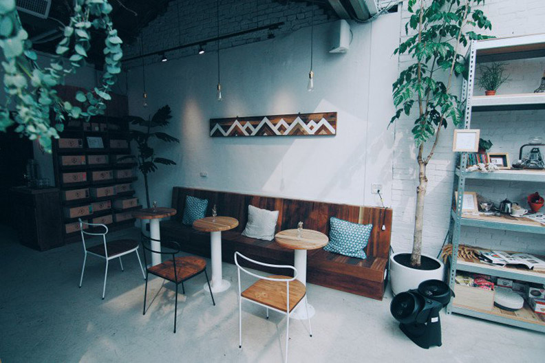 老屋變身時髦咖啡廳！三間充滿綠意氣息的老宅咖啡空間_img_9