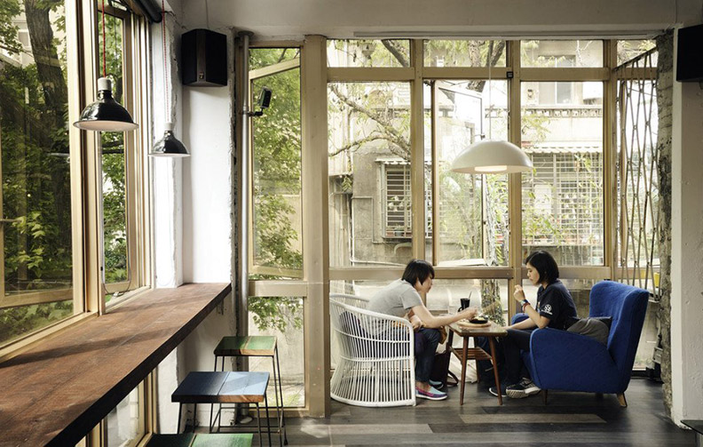 陽光恣意灑落!三間從老屋、廢墟變身玻璃屋的風格咖啡餐館_img_3