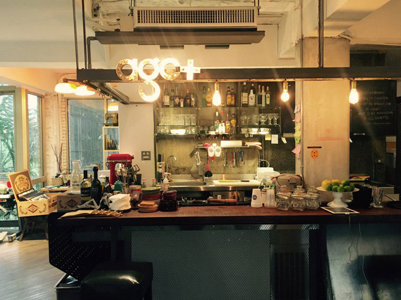 陽光恣意灑落!三間從老屋、廢墟變身玻璃屋的風格咖啡餐館_img_5