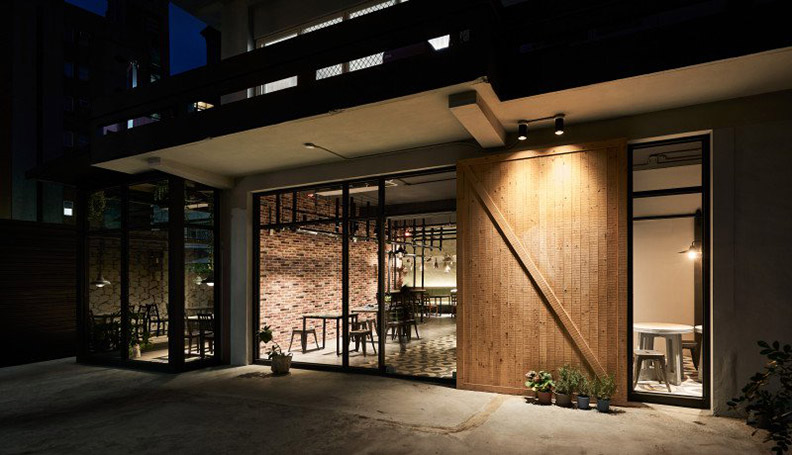 陽光恣意灑落!三間從老屋、廢墟變身玻璃屋的風格咖啡餐館_img_10