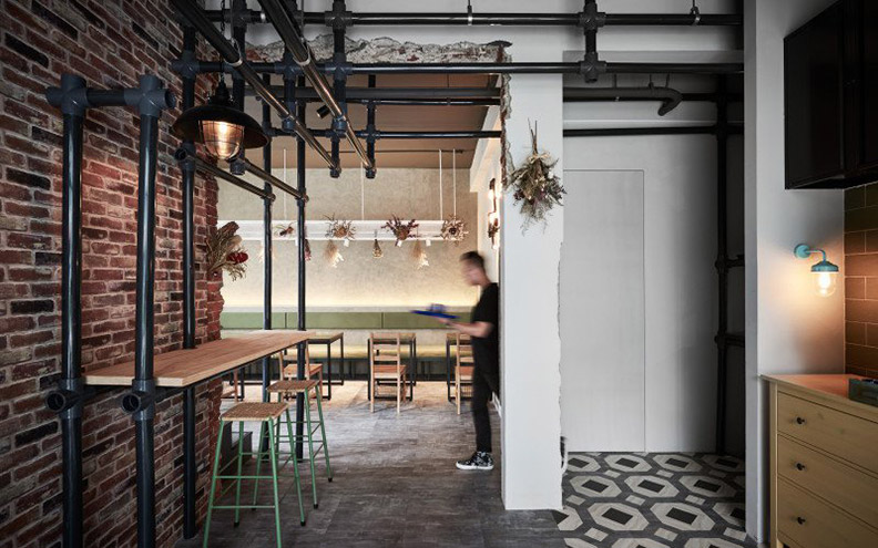 陽光恣意灑落!三間從老屋、廢墟變身玻璃屋的風格咖啡餐館_img_15