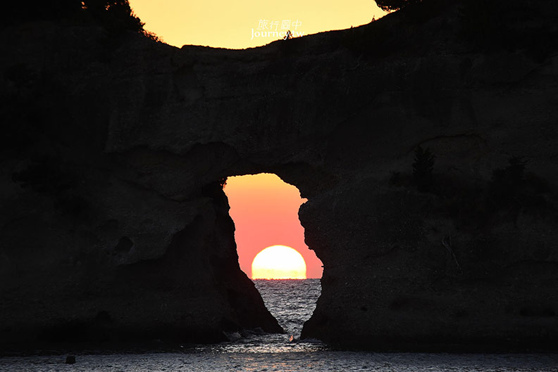 日本和歌山、白浜|圓月島・落入海蝕洞的絕美夕陽_img_9