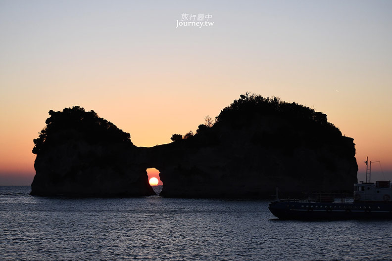 日本和歌山、白浜|圓月島・落入海蝕洞的絕美夕陽_img_17