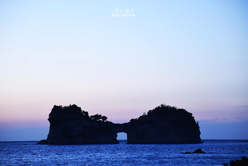 日本和歌山、白浜|圓月島・落入海蝕洞的絕美夕陽_img_18