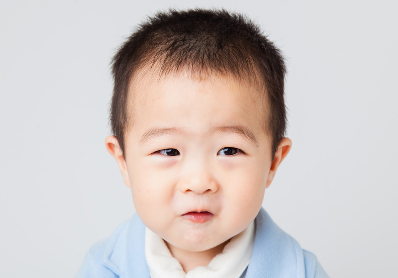 孩子黏媽媽，是在「懲罰」媽媽的離開