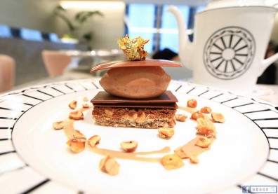 DIOR也開咖啡廳！在東京與甜點之王相遇