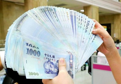 總公司發千萬紅利 兩名高層就分掉800萬元