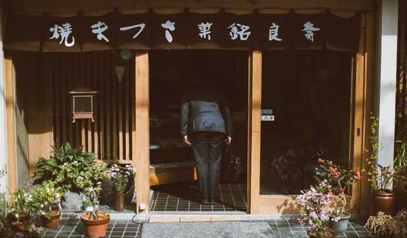 孤獨感爆發！最真實的日本街頭攝影_img_1