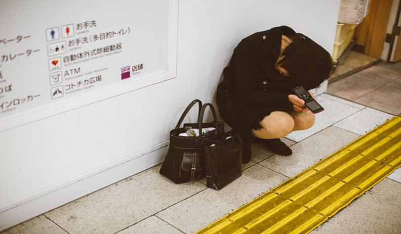 孤獨感爆發！最真實的日本街頭攝影_img_4