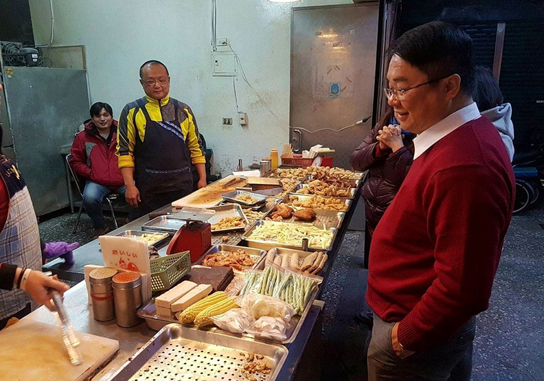 政治人物臉書曬吃相 合你胃口嗎?_img_1