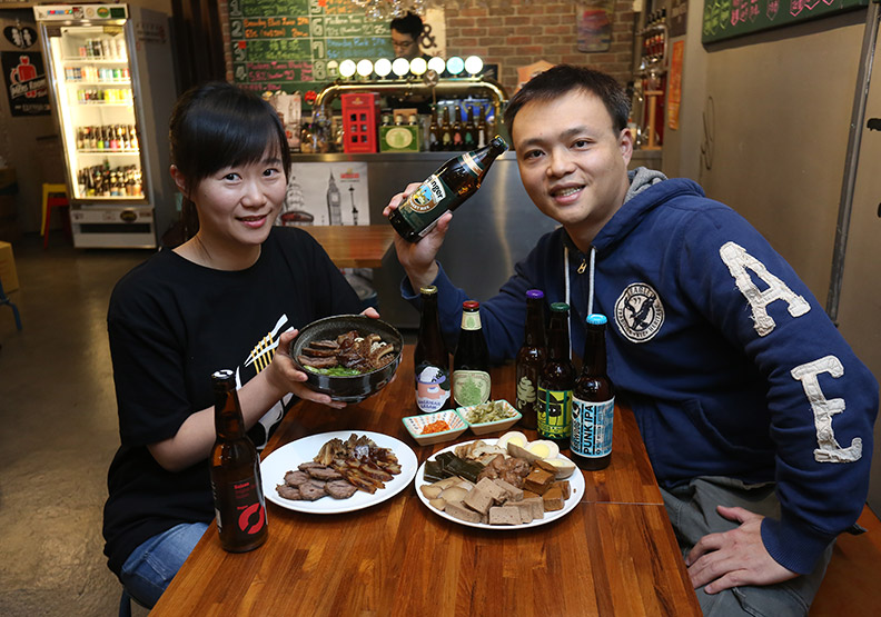 牛肉麵配精釀生啤 獨特滋味征服饕客