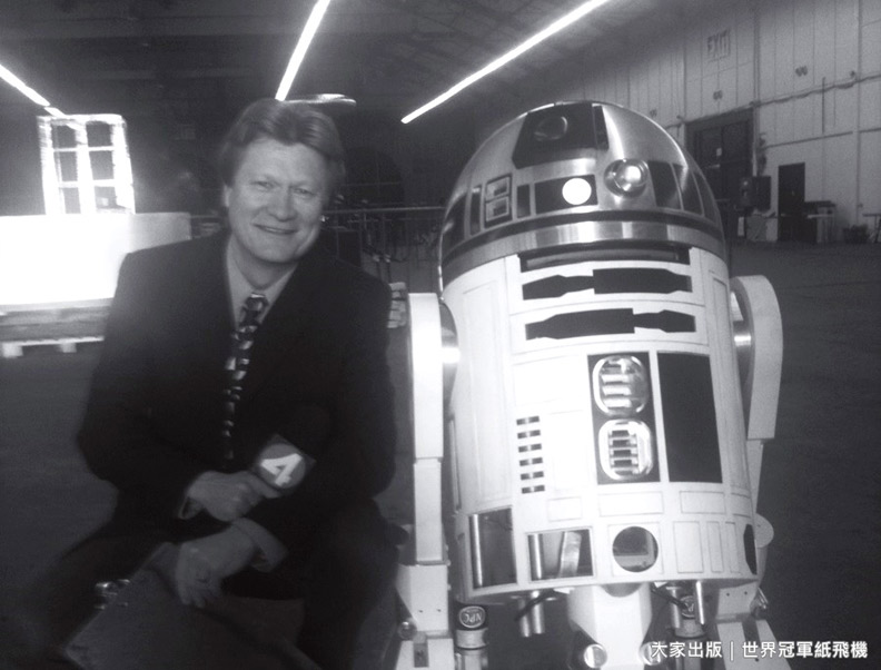 玩紙飛機玩成世界冠軍!他怎麼辦到的?_img_2