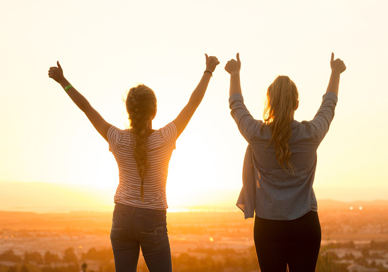 損友激情一時 好友細水長流