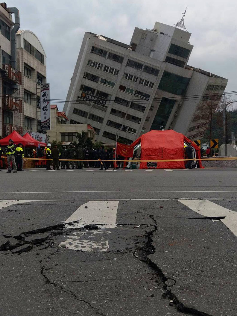 雲門翠堤倒塌原因 建築師:單邊騎樓碰到斷層帶_img_3