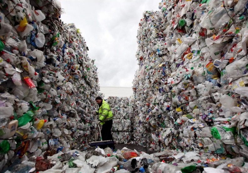 從皇室做起！伊麗莎白女王推動減少塑膠的革命_img_1