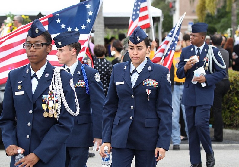 捨己為人的情操：華裔青年王孟傑的故事_img_3