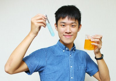 跳脫書本框架 見證真實的化學反應