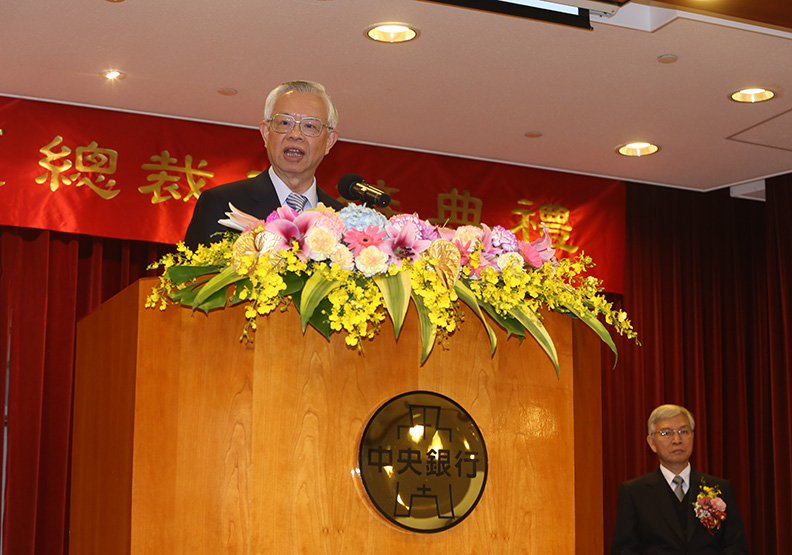 告別20年總裁生涯 彭淮南花51年做好「銀行員」_img_3