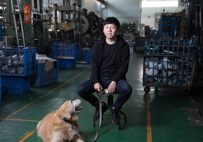 叛逆樂團吉他手 謝幕後的工廠品牌路