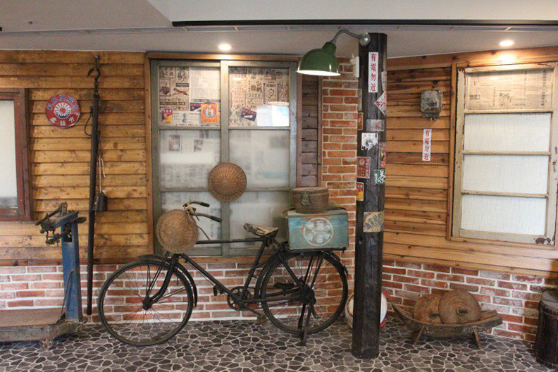 台南真善美戲院：國寶畫師顏振發手繪牆_img_5