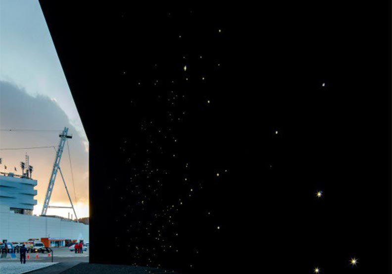 最黑暗的建築？英國建築新星設計的「空間裂縫」_img_4