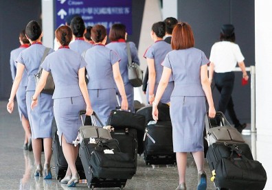 華航推300K實習空姐 引發外界議論
