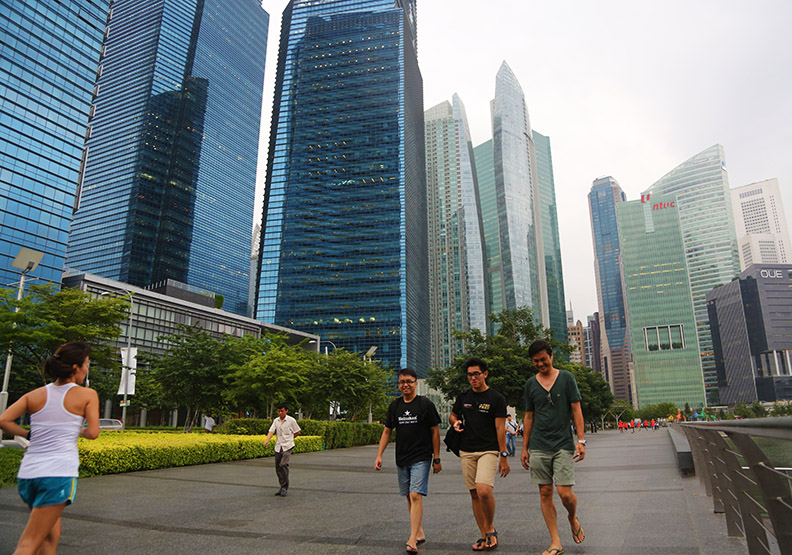 立國50餘載 新加坡成功祕訣是「輕推」_img_2