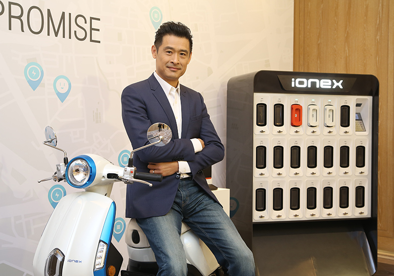 光陽董事長柯勝峯宣布下任董事長將由現任執行長柯俊斌接任。蘇義傑攝