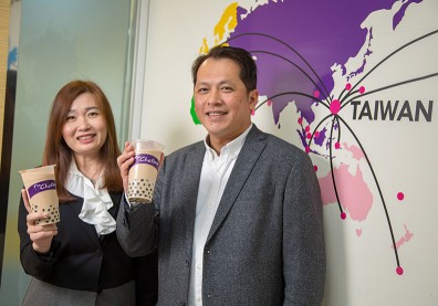 慘賠上億變手搖飲帝國 六角國際贏在快狠準