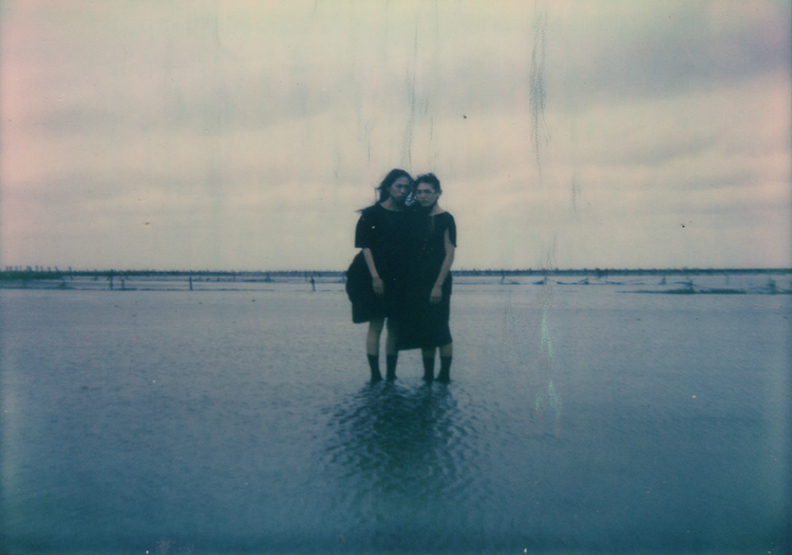 取材台灣精神!Charinyeh 2018春夏演繹耕蚵 國寶級電影看板手繪畫師、新銳攝影師齊助陣!_img_4