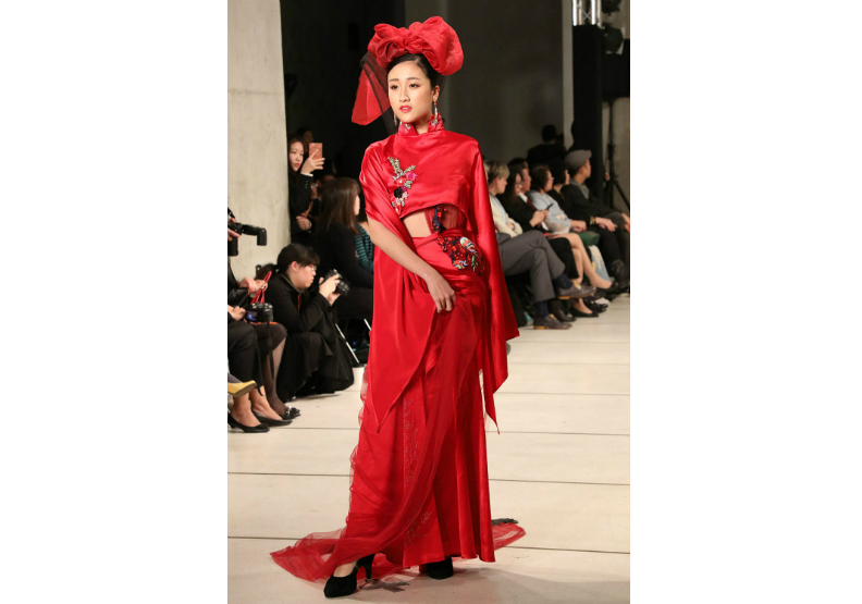 在未來，肉體不重要了！實踐大學Fashion Catwalk動態展演 實驗組首獎展現未來前衛時尚_img_9