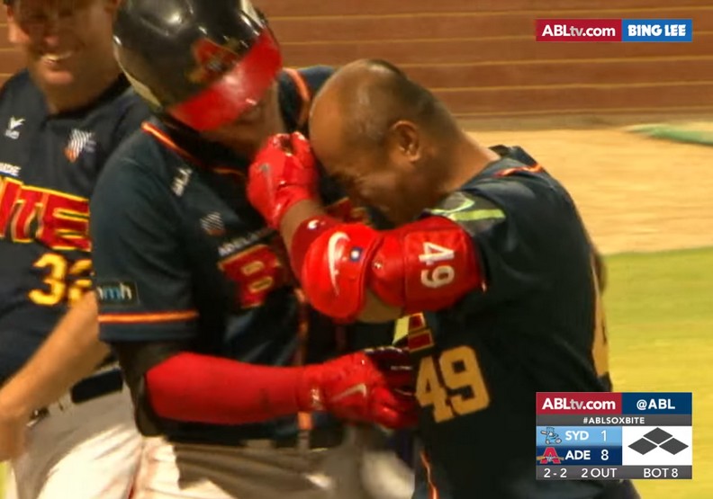 放下身段的不朽傳奇!張泰山要愛棒球到最後一刻_img_1