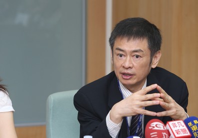 看衰2022第一槍！ 大立光林恩平：1月比去年12月差、2月更慘