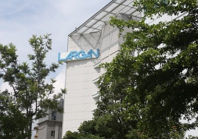 大立光法說有驚喜！毛利率重回五成，林恩平：淡季還是淡