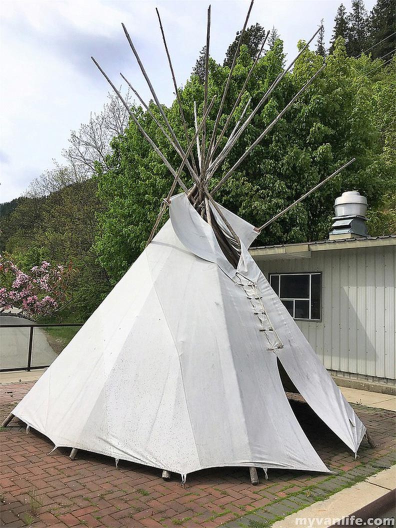 加拿大卑詩省:鐘乳石洞裡泡溫泉_img_7