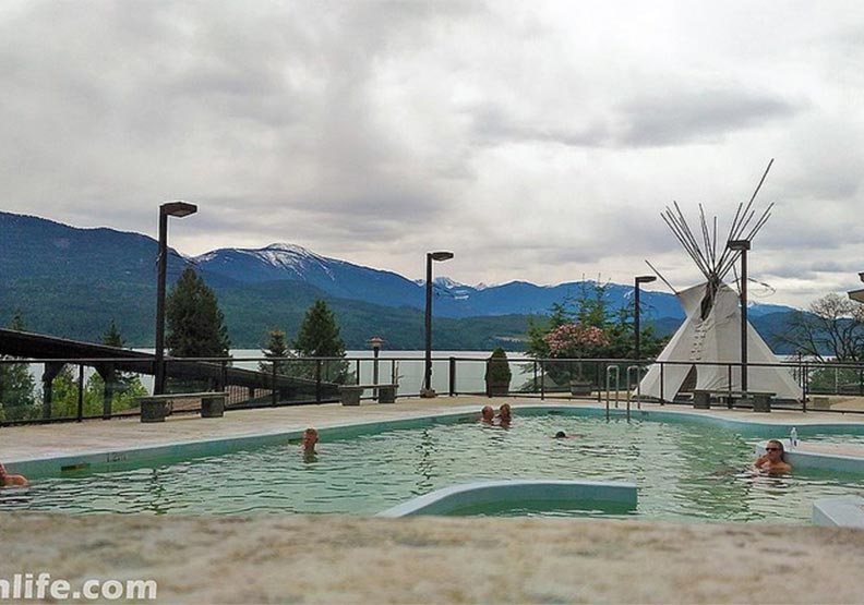 加拿大卑詩省:鐘乳石洞裡泡溫泉_img_8