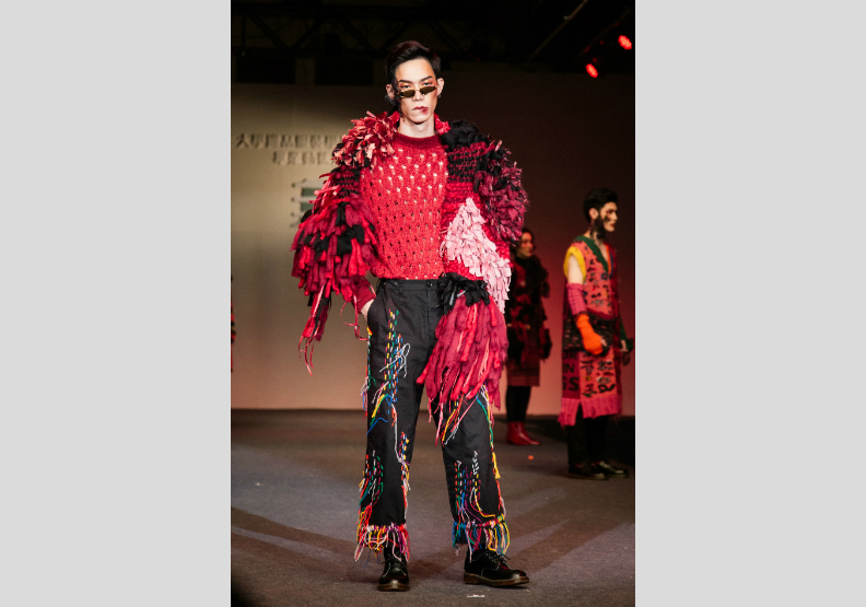 「怪物級」作品出征倫敦畢業展時裝週（Graduate Fashion Week）！台灣設計師古又文勉勵新銳修煉成「怪物」