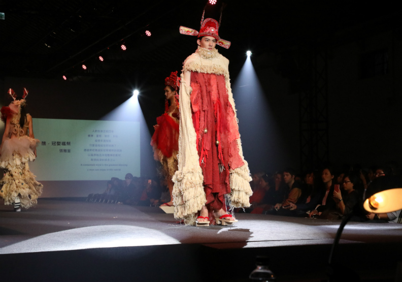 輔大織品服裝學系設計新銳展演 爭奪前進倫敦門票_img_13