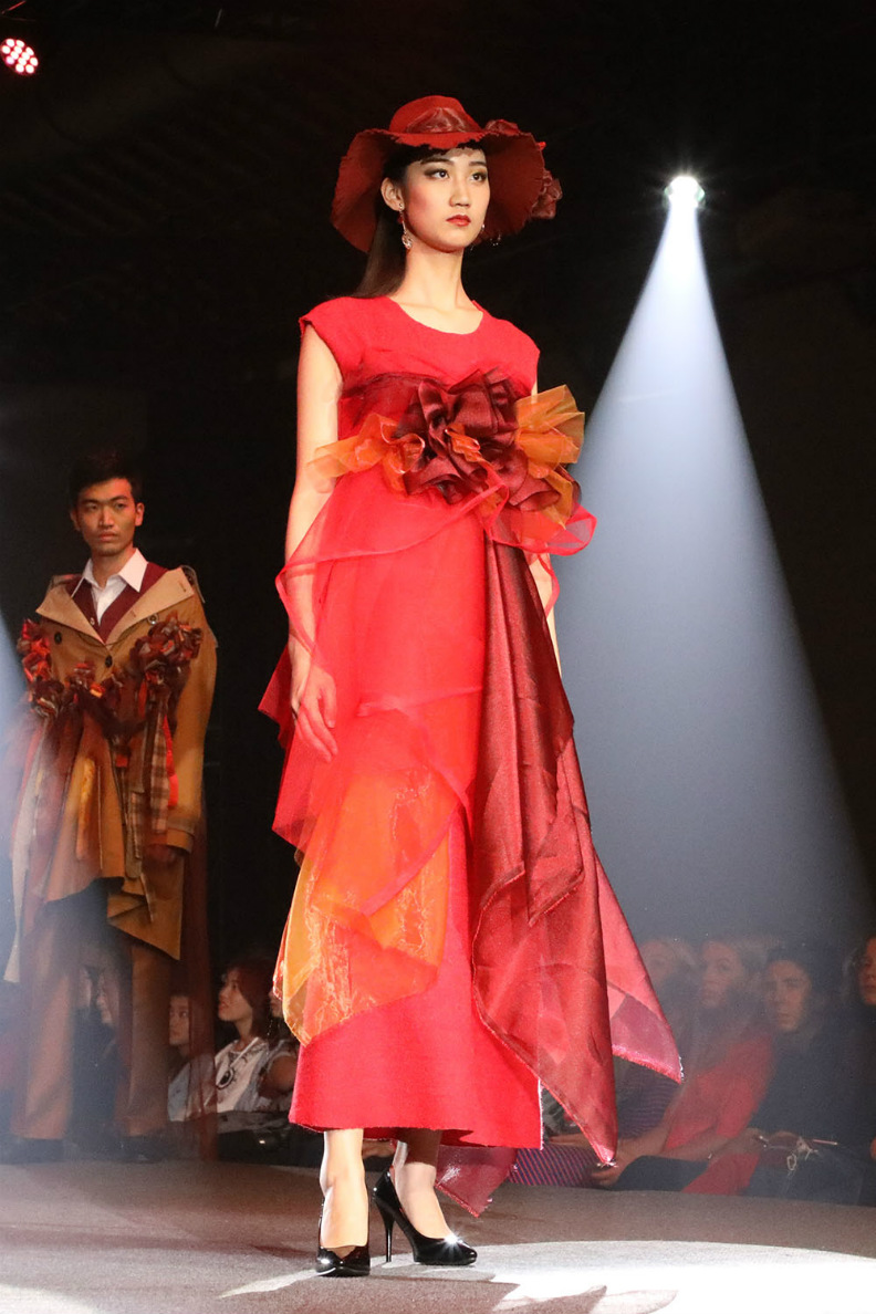 輔大織品服裝學系設計新銳展演 爭奪前進倫敦門票_img_4
