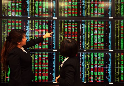 電子、半導體最會賺 玻璃陶瓷業衰退明顯