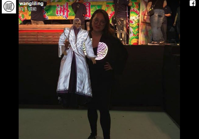 設計師汪俐伶超薄科技面料展現光之魔法 素還真出道30週年時尚變身_img_9