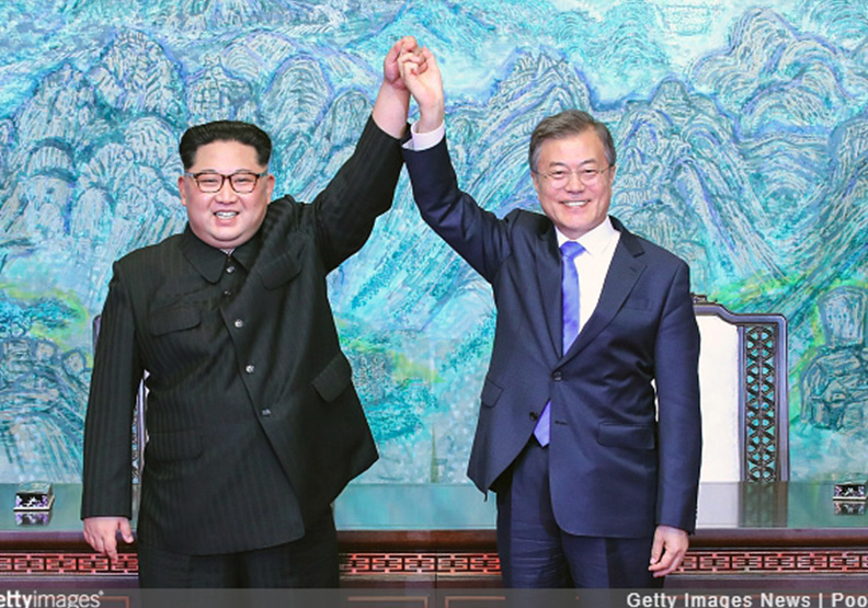 兩韓峰會大解密！金正恩自備的這支鋼筆大有來頭